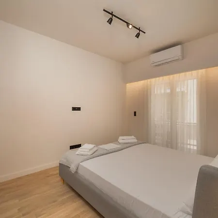 Stylish Pangrati Oasis - 7 Min Metro By Twentytwo-3