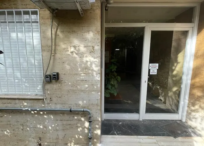 2-Bedroom In Athina